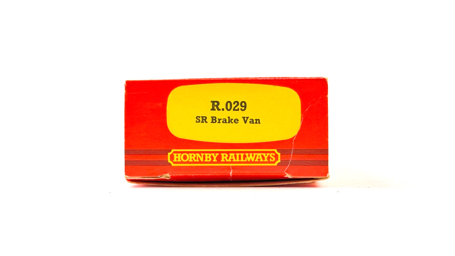 HORNBY 00 GAUGE - R029 - SR SOUTHERN BROWN BRAKE VAN 55918 BOXED