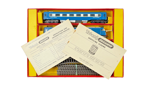 TRIANG HORNBY 00 GAUGE - RS.52 - BLUE PULLMAN 3 CAR LOCOMOTIVE & TRACK PACK 2