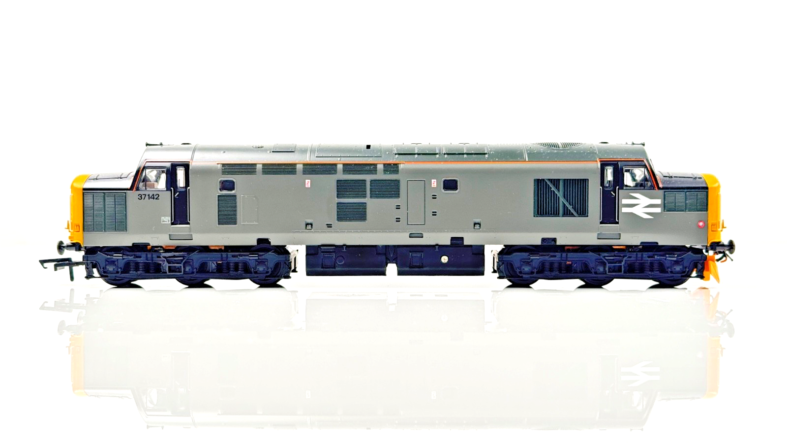 BACHMANN 00 GAUGE - 32-788DB - CLASS 37/0 37142 BR ENGINEERS GREY REGIONAL EXCL