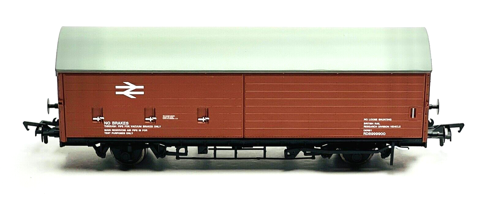 BACHMANN 00 GAUGE - 38-125Y - COV-AB TRIBOMETER TRAIN VAN BR BAUXITE (INVICTA)