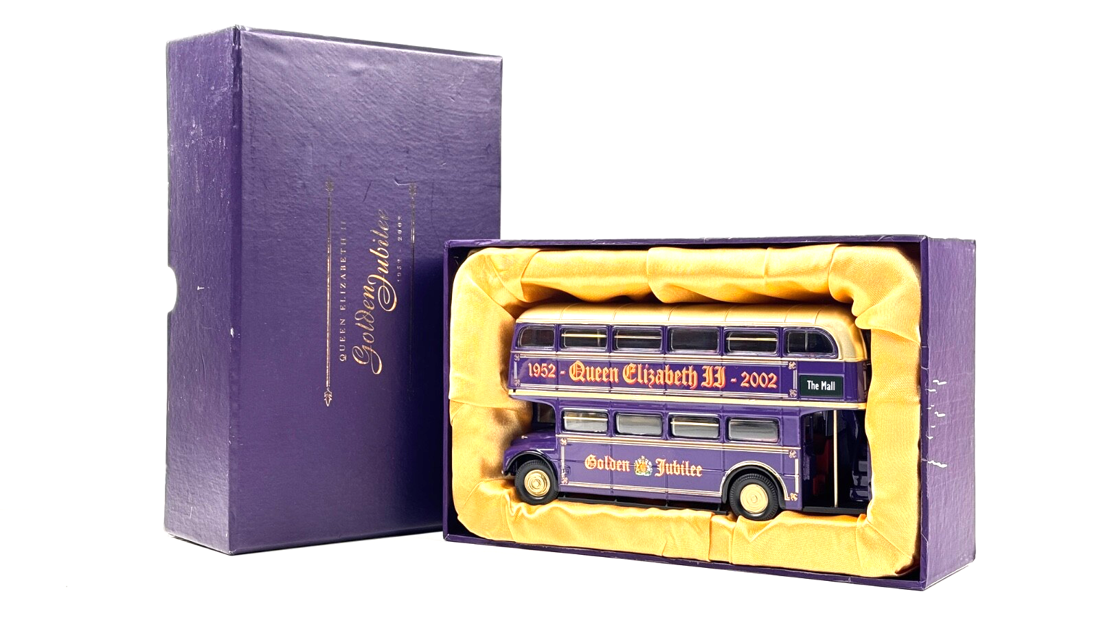 CORGI 1/50 SCALE - CC25902 - ROUTEMASTER BUS QUEEN ELIZABETH GOLDEN JUBILEE 2002
