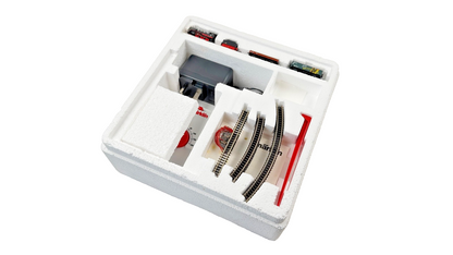 MARKLIN Z GAUGE 81560 - DB STARTER SET WITH LOCO & ROLLING STOCK COMPLETE