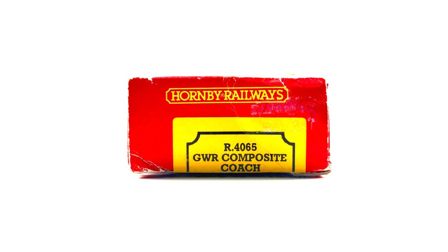 HORNBY 00 GAUGE - R4065 - GWR GREAT WESTERN CHOCOLATE CREAM COMPOSITE COACH 6099