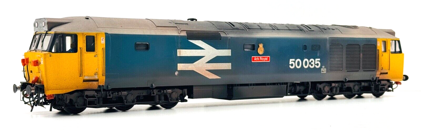 JUST LIKE THE REAL THING O GAUGE - CLASS 50 LARGE LOGO ARK ROYAL 50035 DCC SOUND