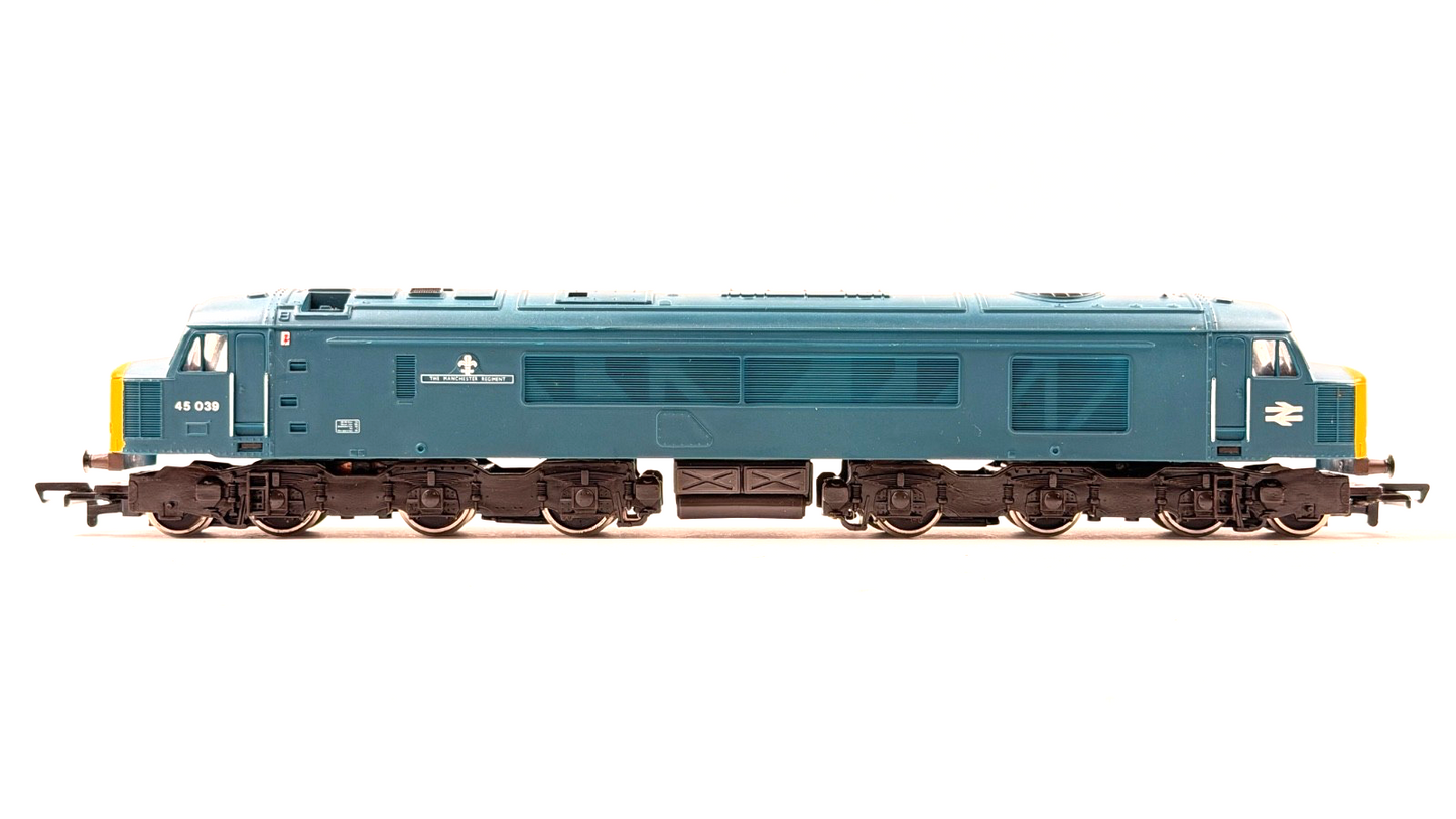 MAINLINE 00 GAUGE - CLASS 45 DIESEL 45039 BR BLUE MANCHESTER REGIMENT UNBOXED