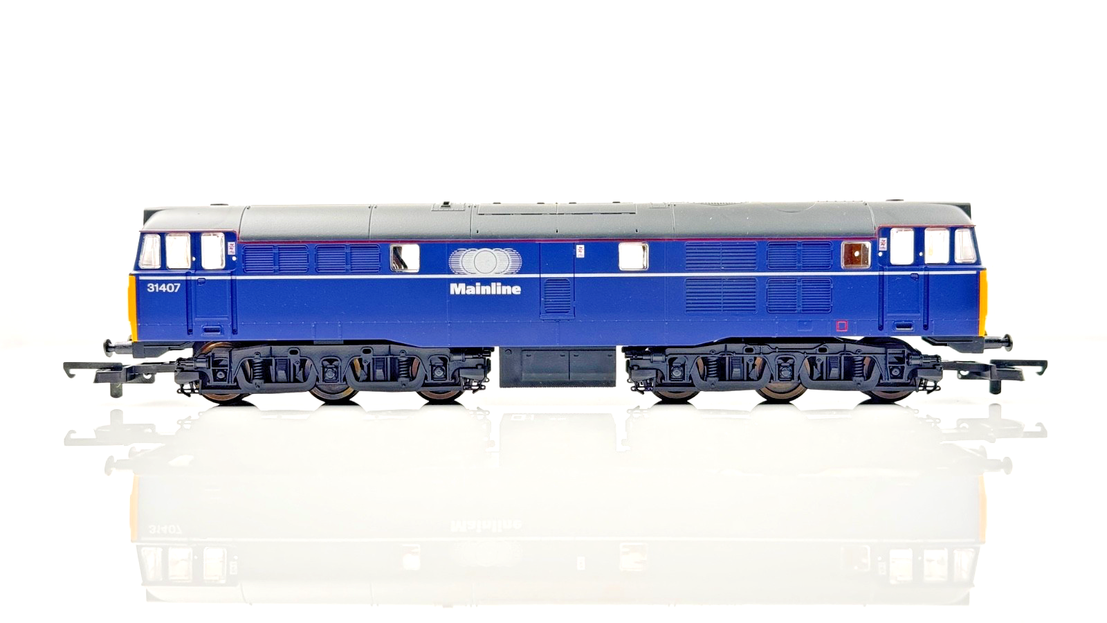 LIMA 00 GAUGE - 204730 - CLASS 31 DIESEL 31407 MAINLINE BLUE LIVERY - BOXED