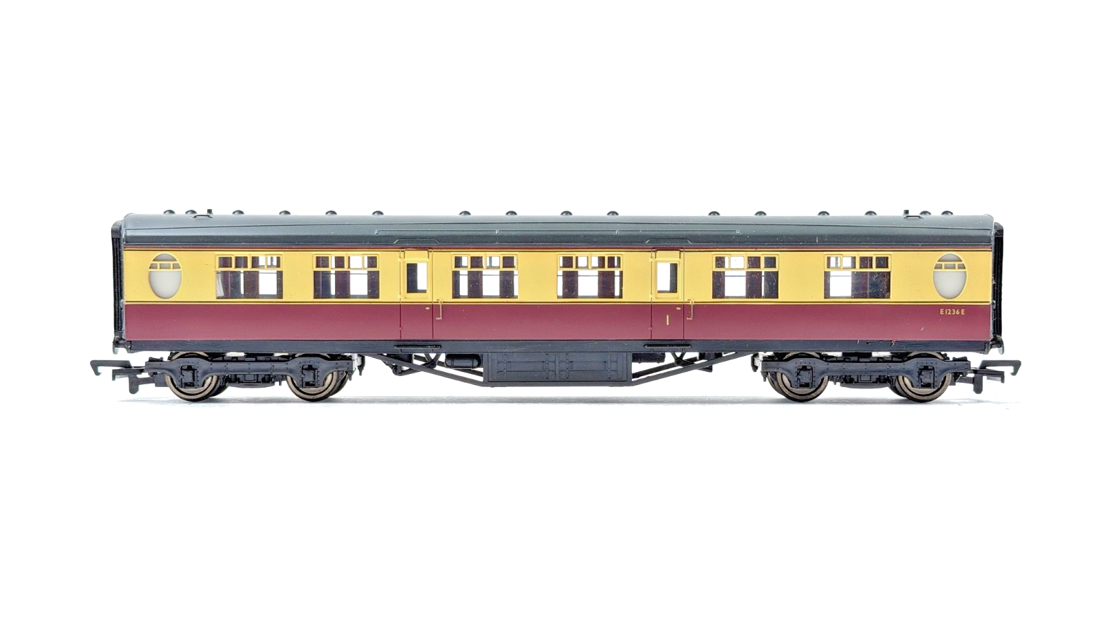 BACHMANN 00 GAUGE - RAKE OF 3 BR CRIMSON CREAM THOMPSON COACHES UNBOXED