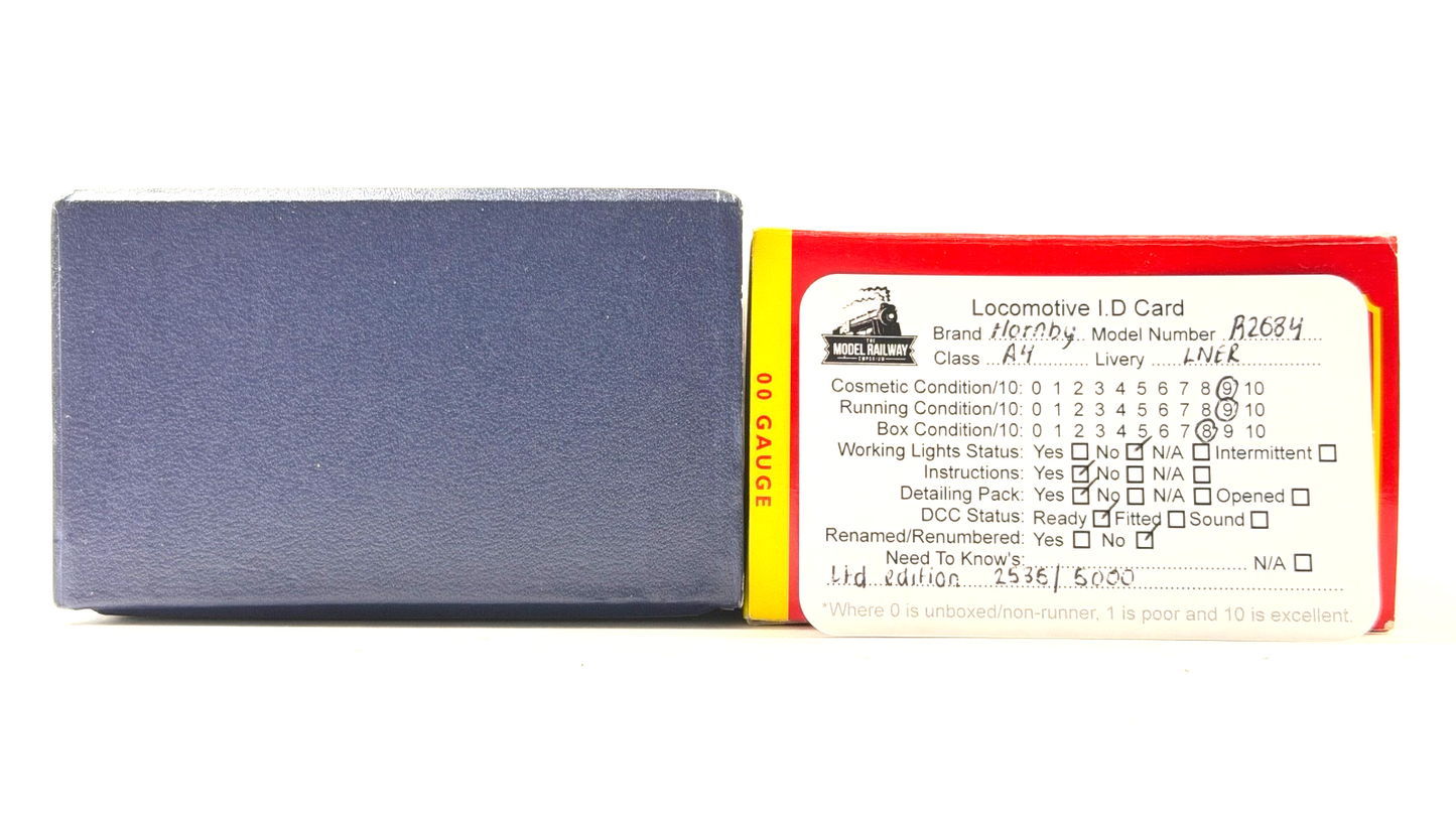 HORNBY 00 GAUGE - R2684 - LNER 4-6-2 CLASS A4 MALLARD GOLD PLATED LTD EDITION