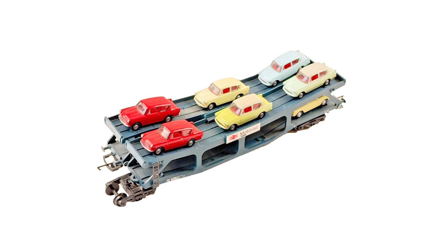 HORNBY 00 GAUGE - R6397 - MOTORAIL CAR TRANSPORTER INC 8 CARS BOXED