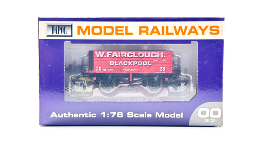 DAPOL 00 GAUGE - W. FAIRCLOUGH PLANK WAGON BLACKPOOL NO.28 (LIMITED EDITION)