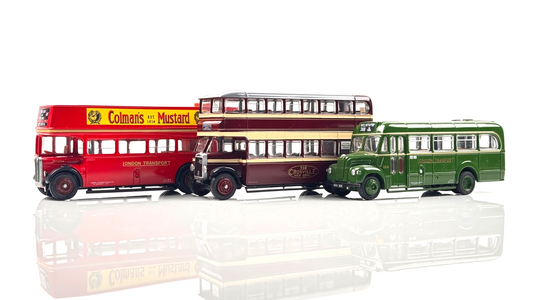 EFE/EQUIVALENT 1/76 SCALE - 3 X BUSES LONDON TRANSPORT & CROSVILLE - UB