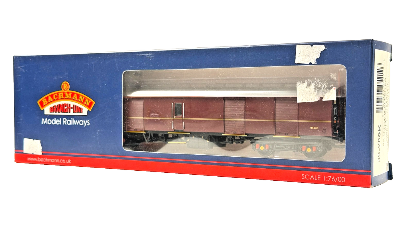 BACHMANN 00 GAUGE - 39-200K - BR MK1 NQA SUPER BG FULL BRAKE EWS LINED MAROON