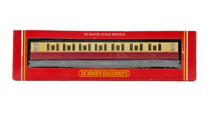 HORNBY 00 GAUGE - R409/R419 - PAIR OF BR EX LNER CRIMSON CREAM PASSENGER COACHES