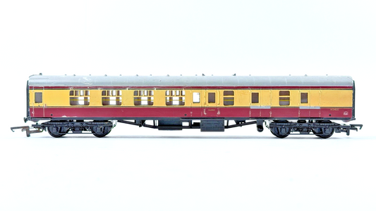 MAINLINE 00 GAUGE - BR CRIMSON CREAM BSK BRAKE SECOND COACH W34820 UNBOXED