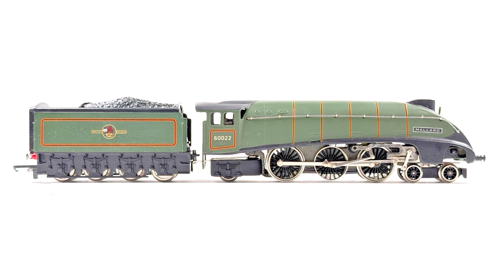 WRENN 00 GAUGE - W2211 - BR 4-6-2 CLASS A4 MALLARD GREEN 60022 - NEEDS SERVICE
