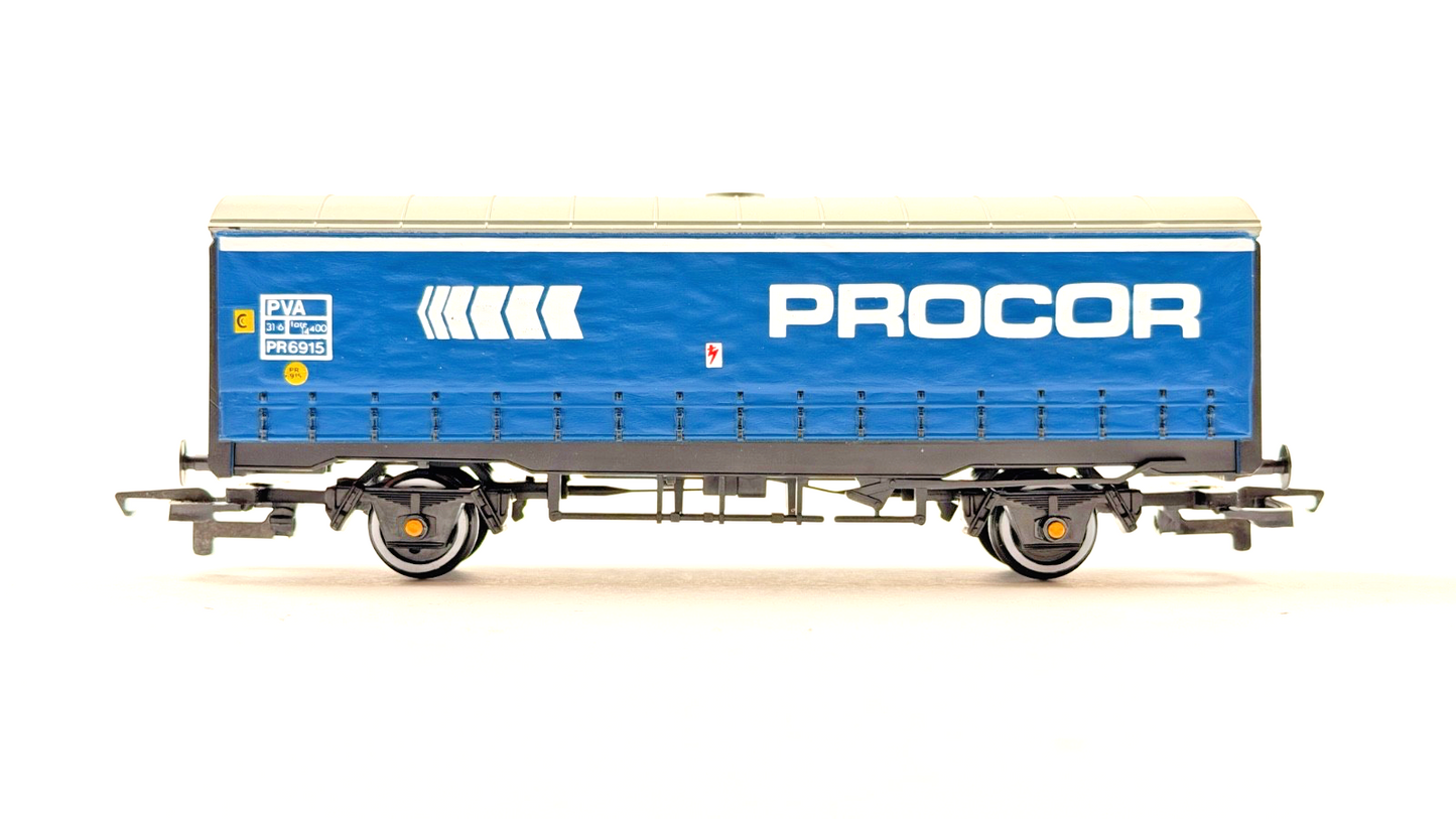 HORNBY 00 GAUGE - R216 - PROCOR BLUE CURTAIN SIDED VAN BOXED