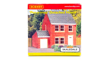 HORNBY 00 GAUGE SKALEDALE - R9723 - PEN-Y-MOP DETACHED HOUSE (W/CURTAINS) BOXED