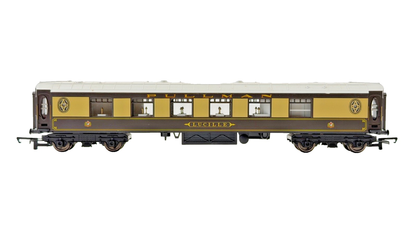 HORNBY 00 GAUGE - R1162 - RAKE OF 3 VSOE PULLMAN PASSENGER COACHES - UNBOXED